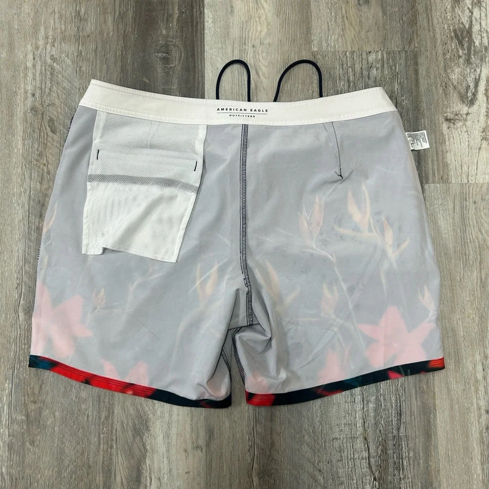 Men’s American Eagle Tropical Swim Shorts Size XL